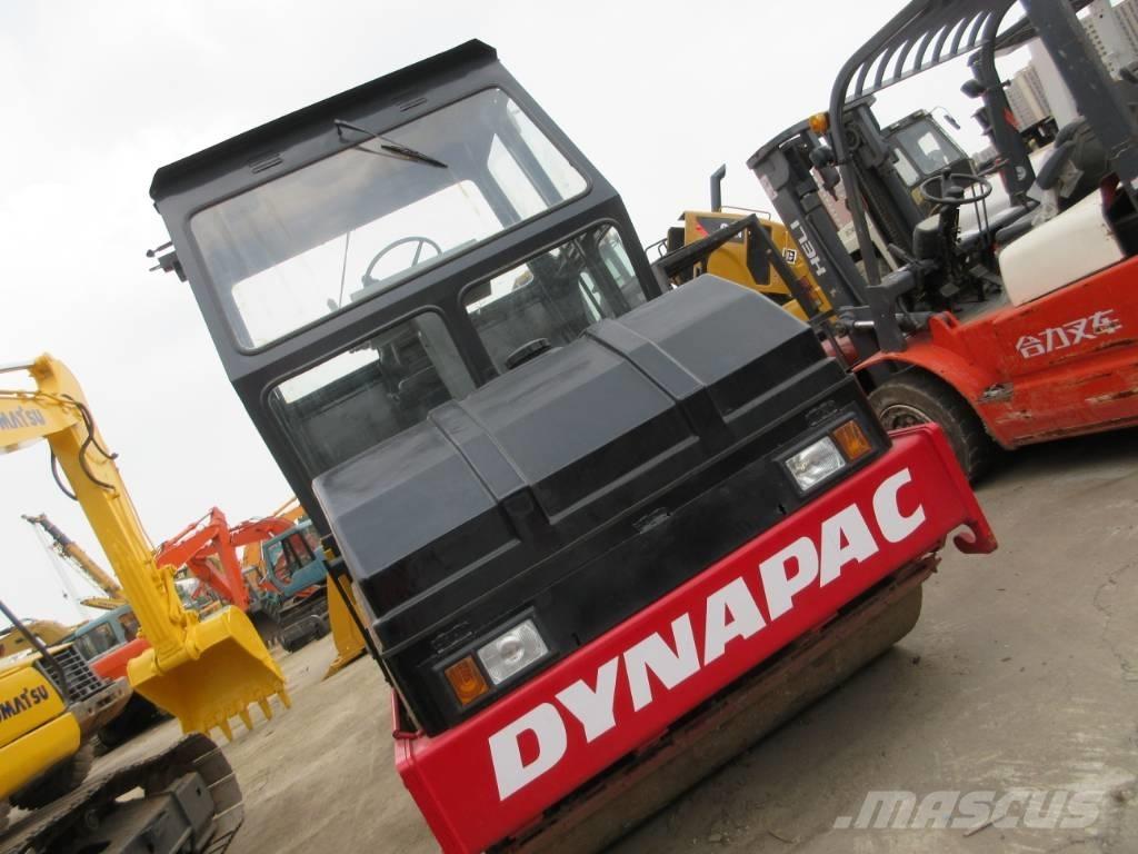Dynapac CC 421 雙輪滾壓機