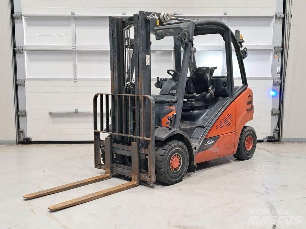 Linde H25D-02 柴油卡車