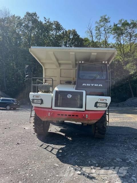 Astra RD32C 剛性傾卸卡車