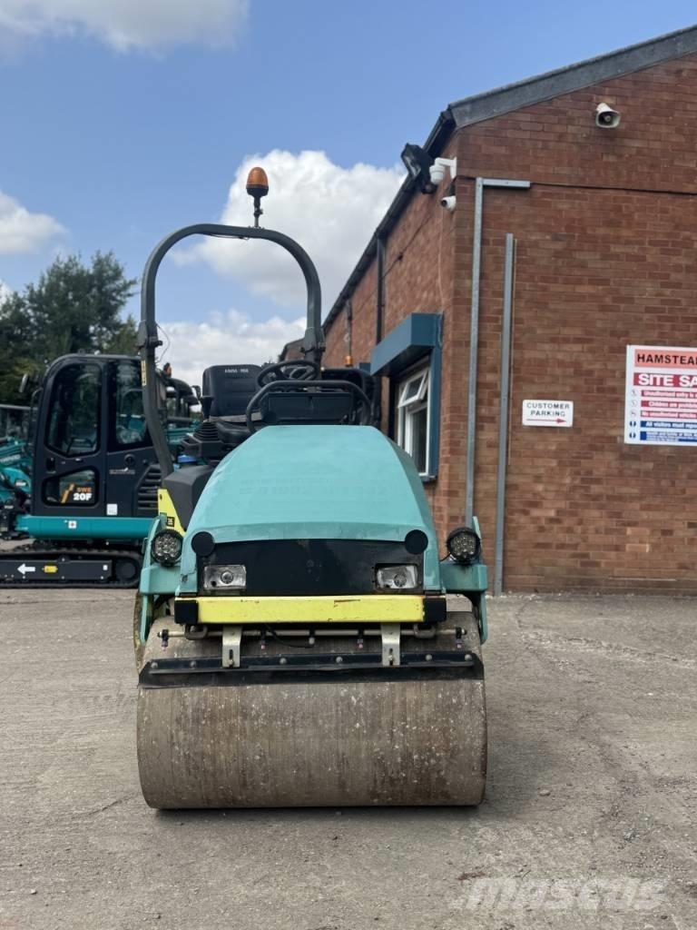 Ammann ARX 26 雙輪滾壓機