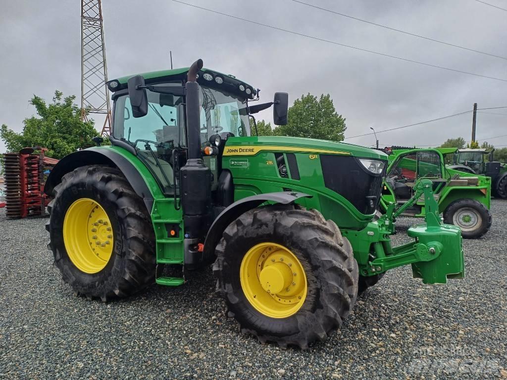 John Deere 6R 215 曳引機