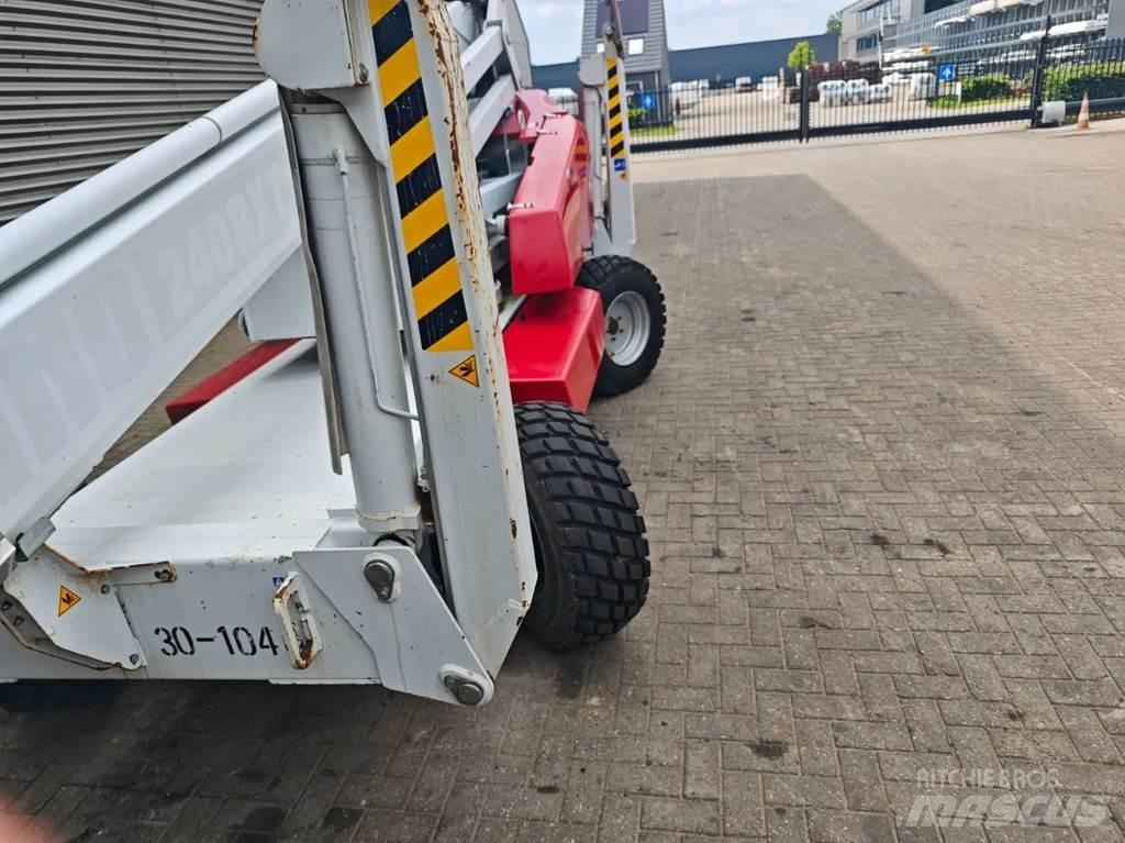 Dino 240 RXT 伸縮臂高空作業車