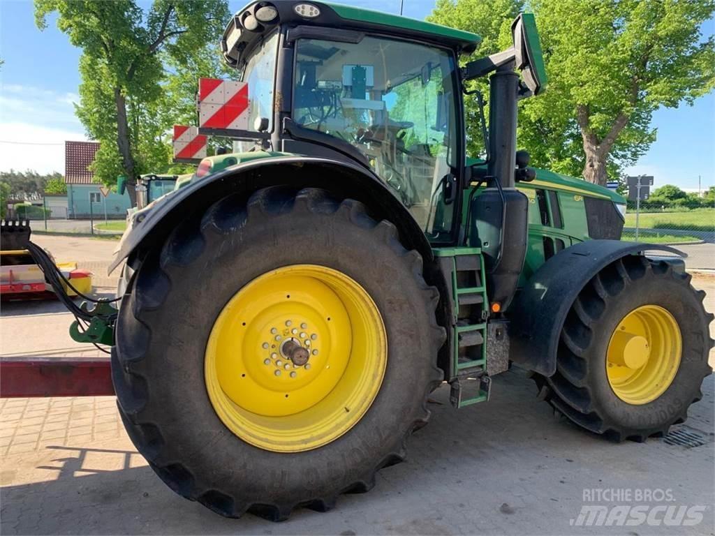 John Deere 6R 250 曳引機