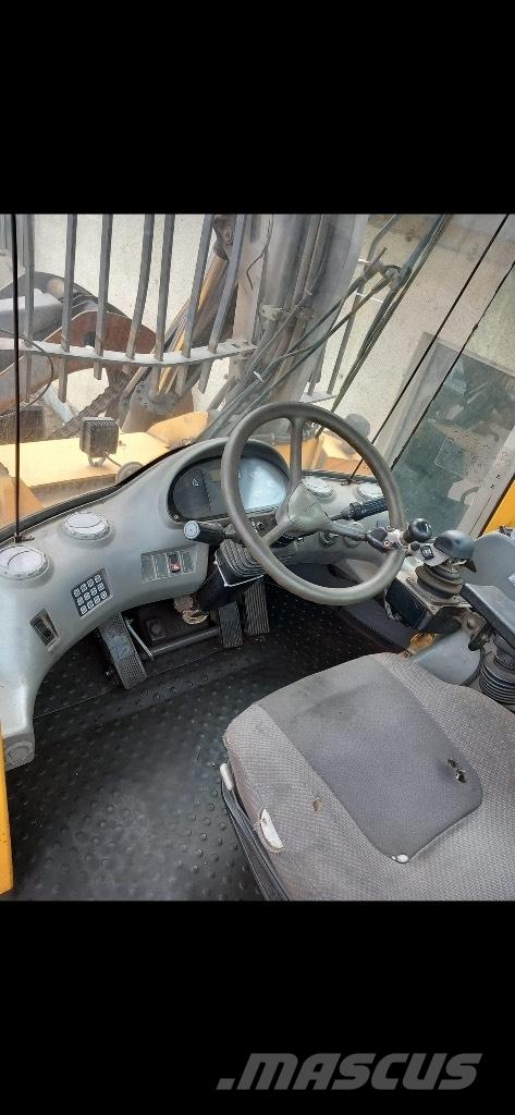 Volvo L 180 E 輪胎式裝載機