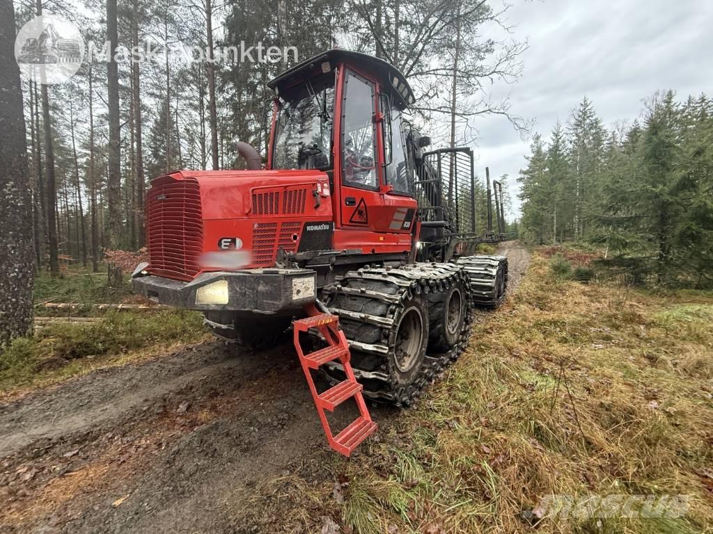 Komatsu 835 集運機