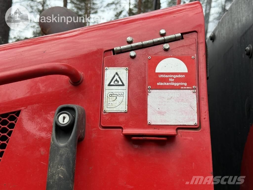 Komatsu 835 集運機