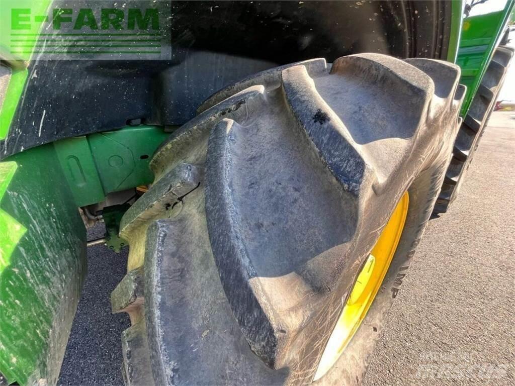 John Deere 8600 自走式飼料採集機