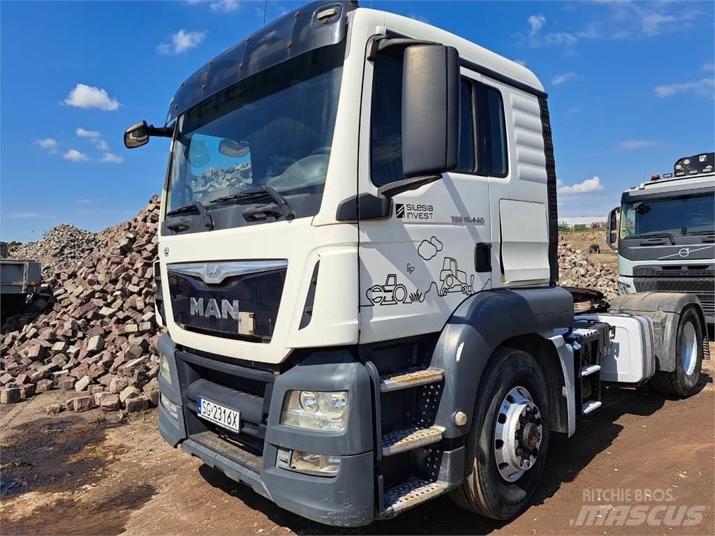 MAN TGS 18.440 曳引機組件