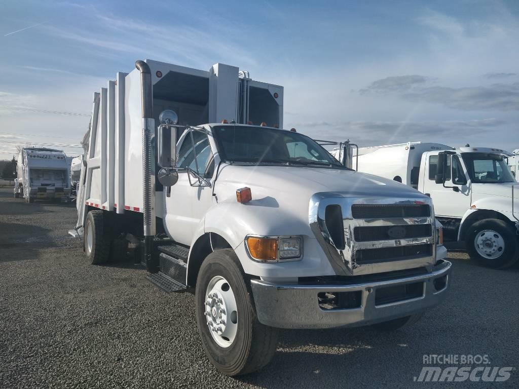 Ford F750 垃圾車