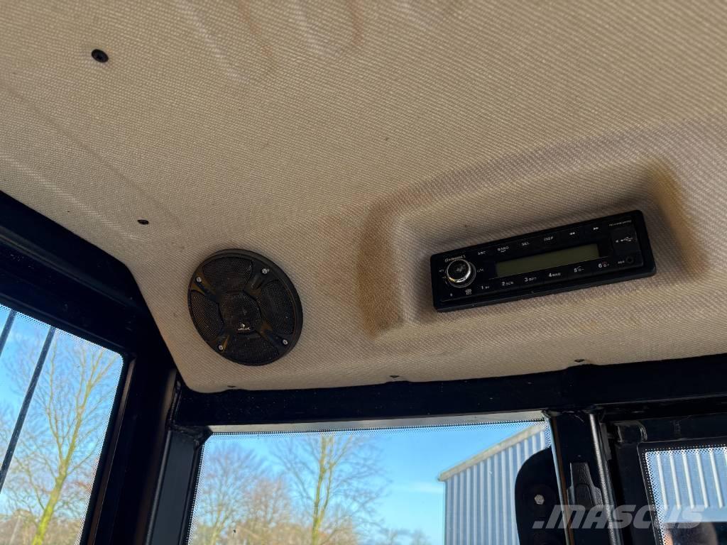 Hydrema 912 G 鉸接式起吊車