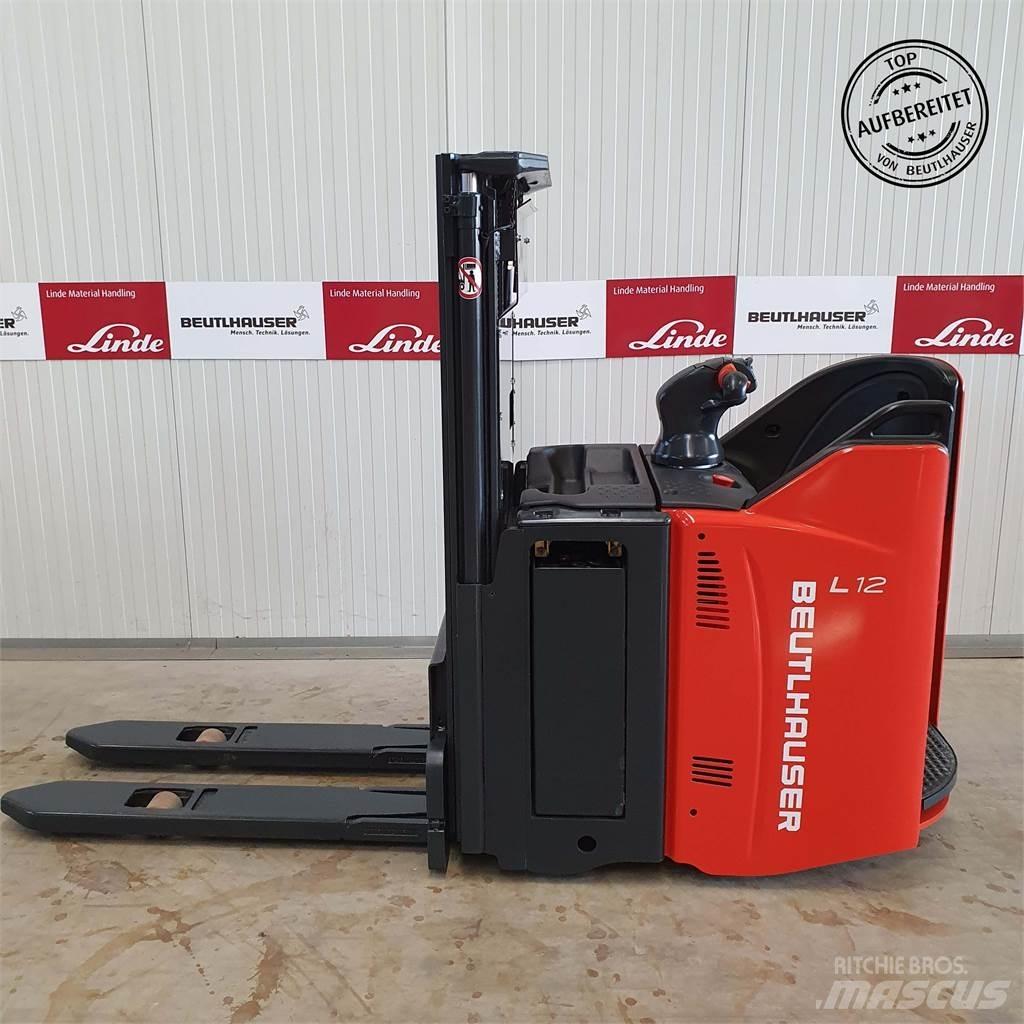 Linde L12SP 行走控制式堆積機