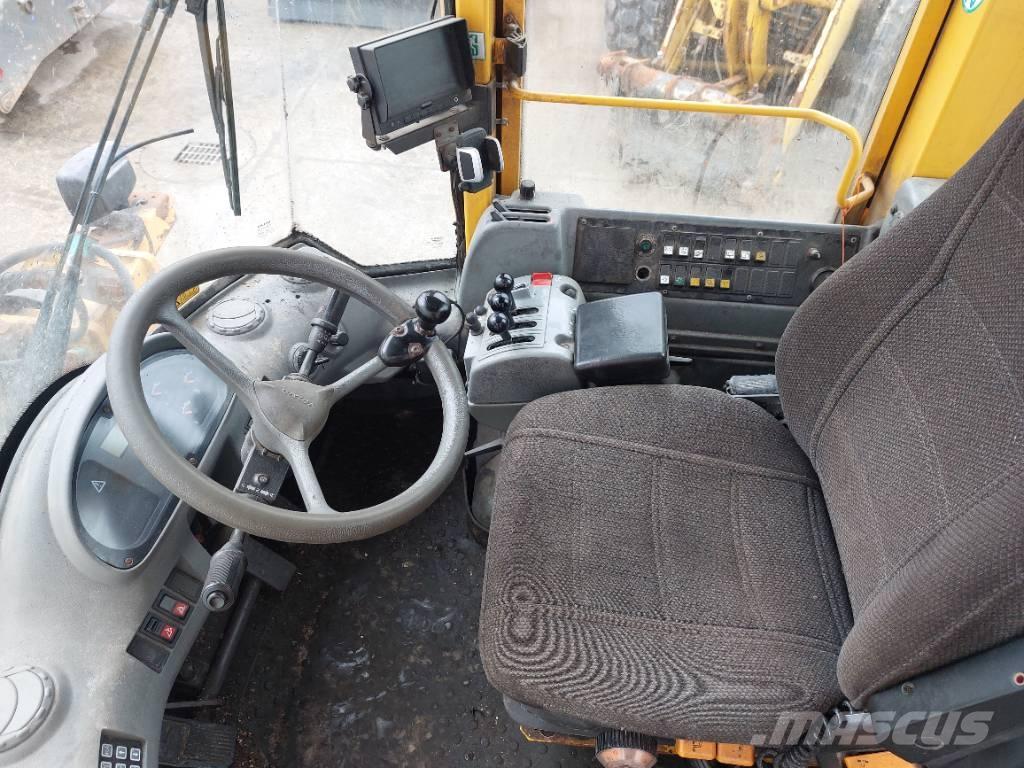 Volvo L90E 輪胎式裝載機