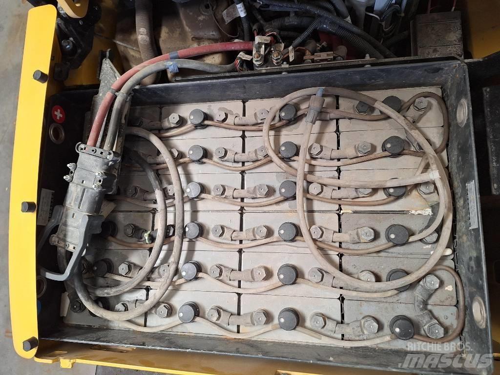Yale ERP15VT SWB 電動堆高機