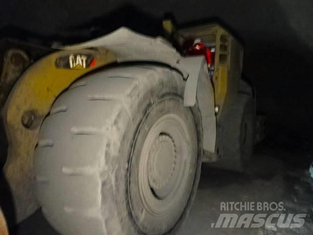 Elphinstone R2900G 地下礦用卡車和吊車