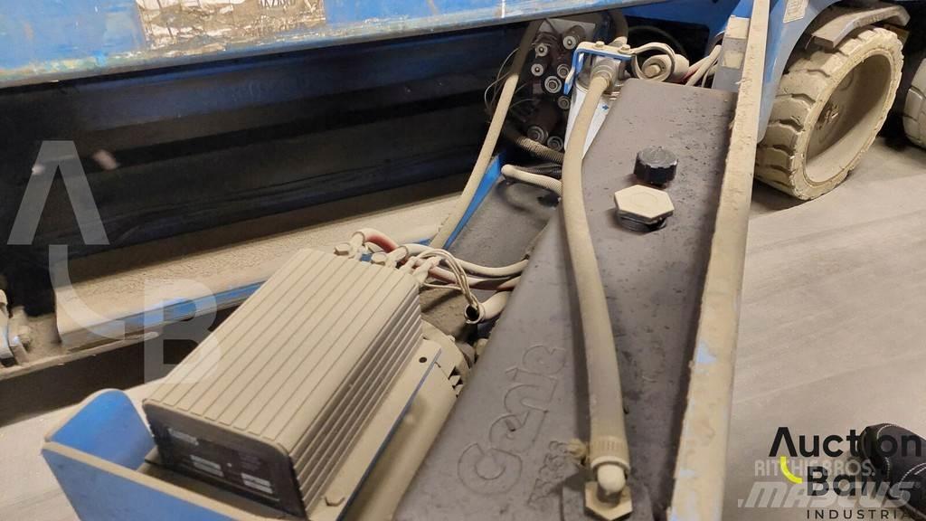 Genie GS 2646 剪式升降機