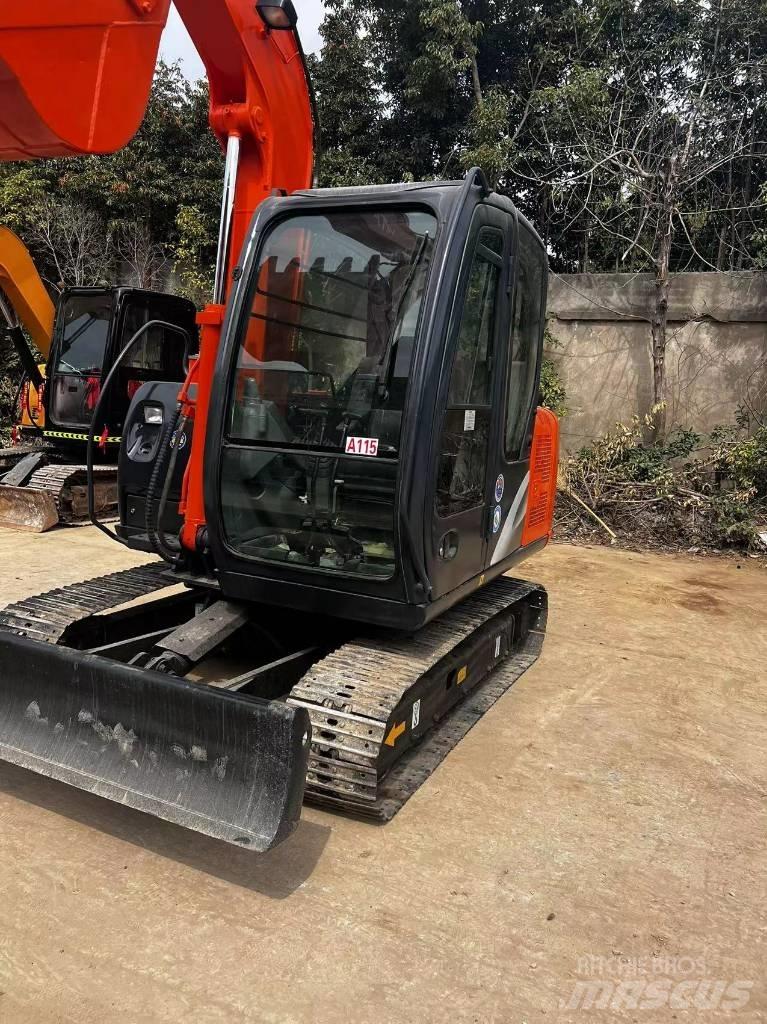 Hitachi ZX 60 小型挖土機/掘鑿機<7t(小型挖掘機)