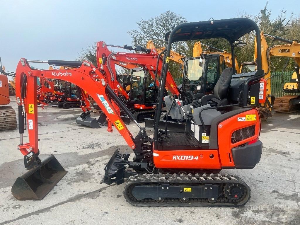 Kubota KX 019-4 小型挖土機/掘鑿機<7t(小型挖掘機)