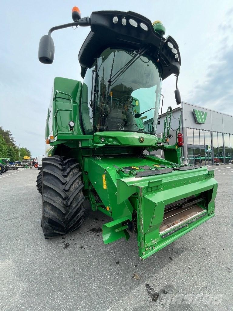 John Deere W540 聯合收穫機
