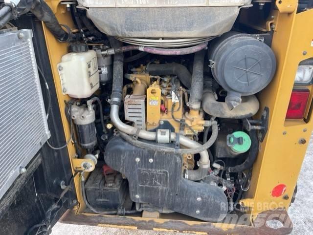 CAT 259 D 滑移轉向裝載機