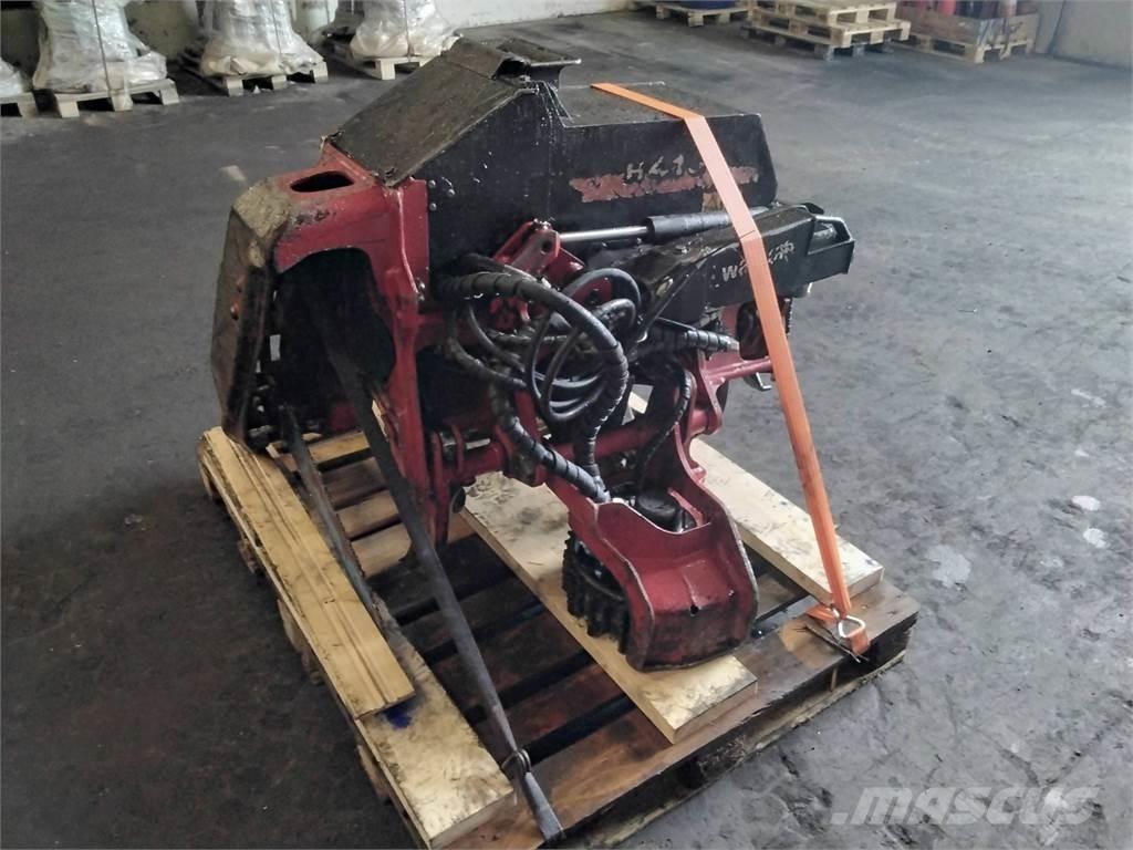 Waratah H413 收穫機頭