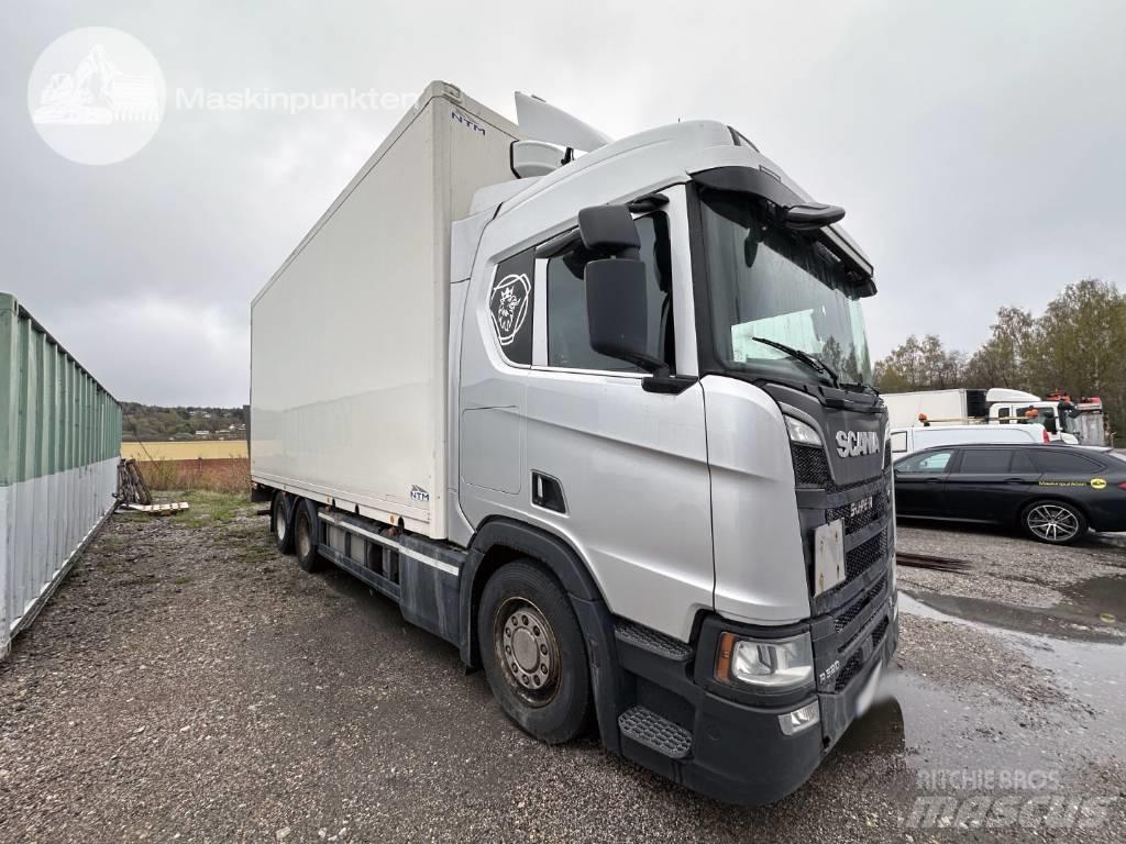 Scania R 520 貨箱式卡車