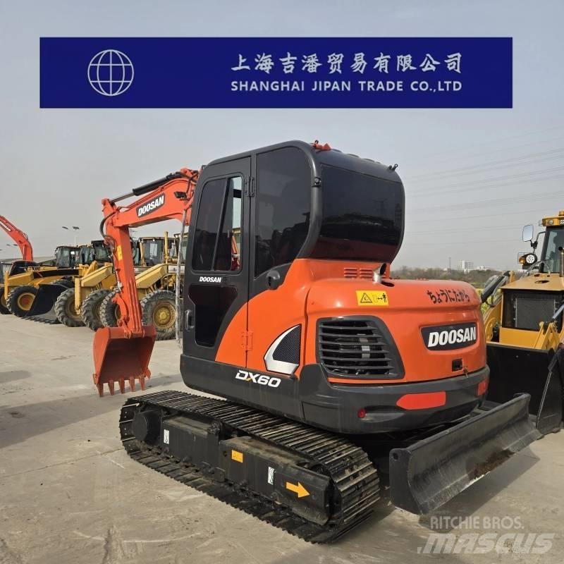 Doosan DX 60 履帶式 挖土機/掘鑿機/挖掘機