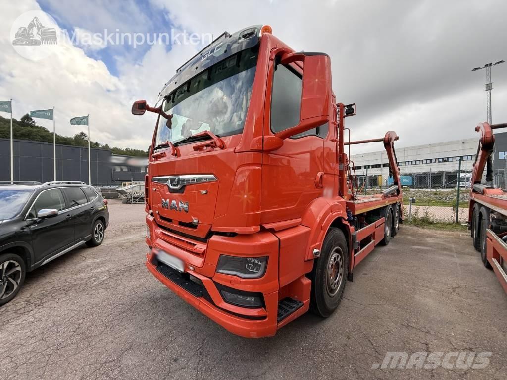 MAN TGS 26.360 裝載運輸卡車