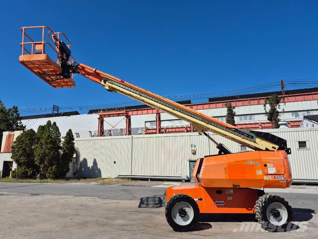 JLG 600 S 伸縮臂高空作業車