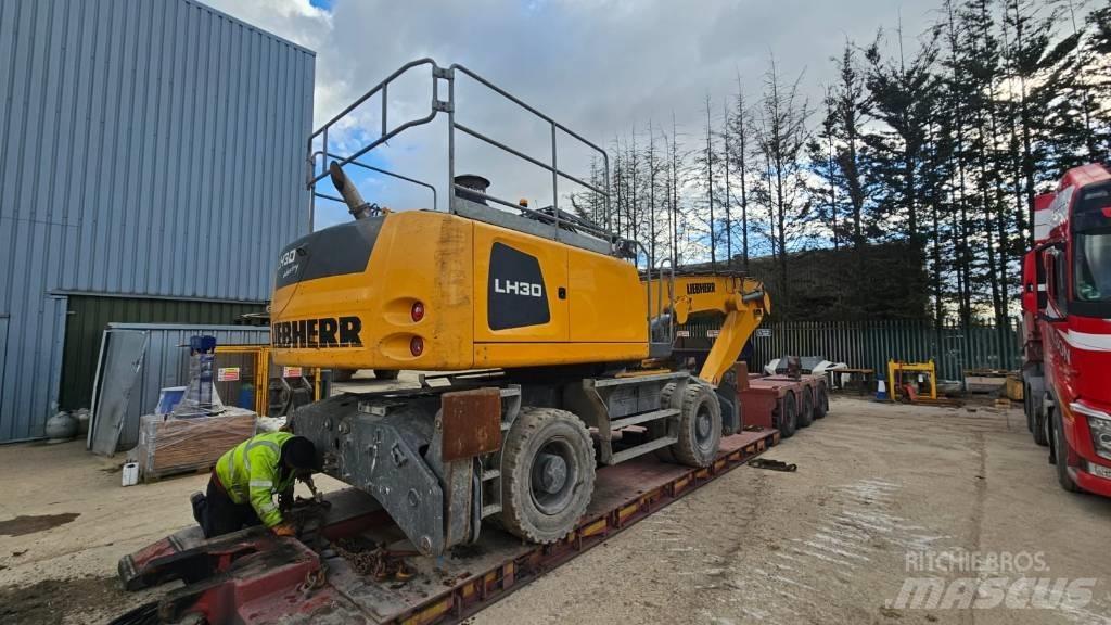 Liebherr LH 30 M 廢棄物/工業用操作車