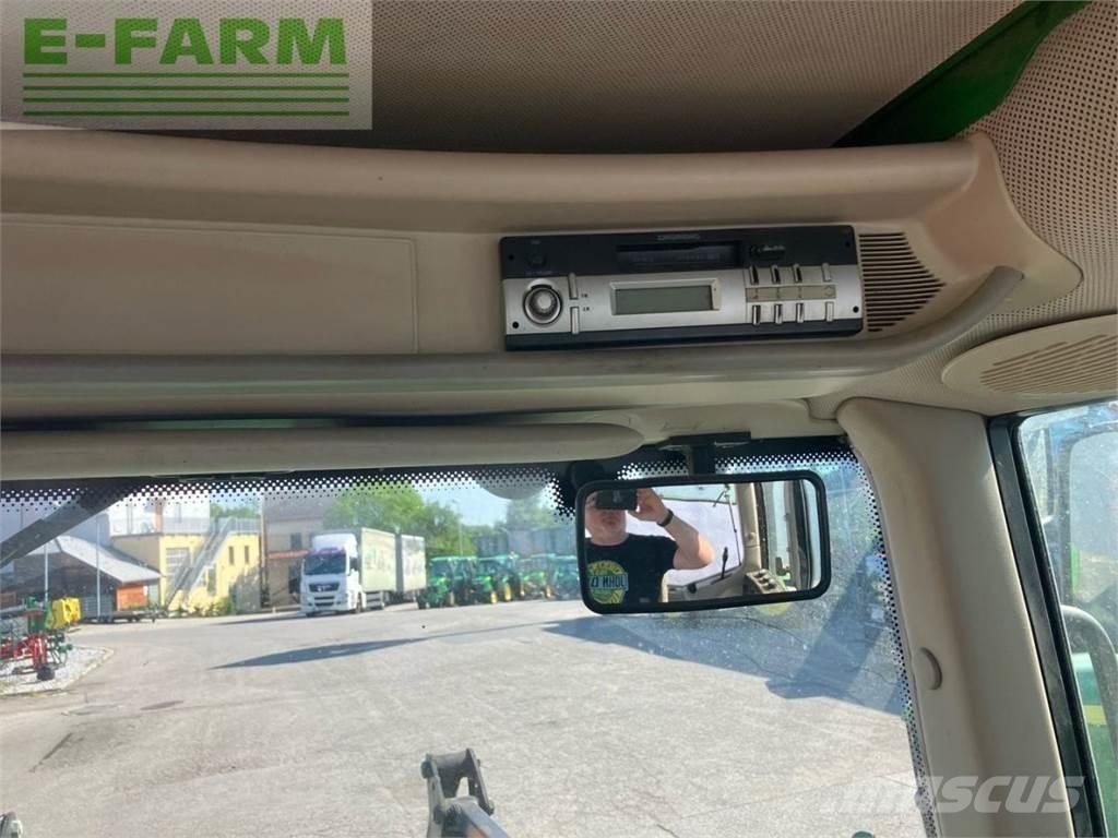 John Deere 6420 曳引機
