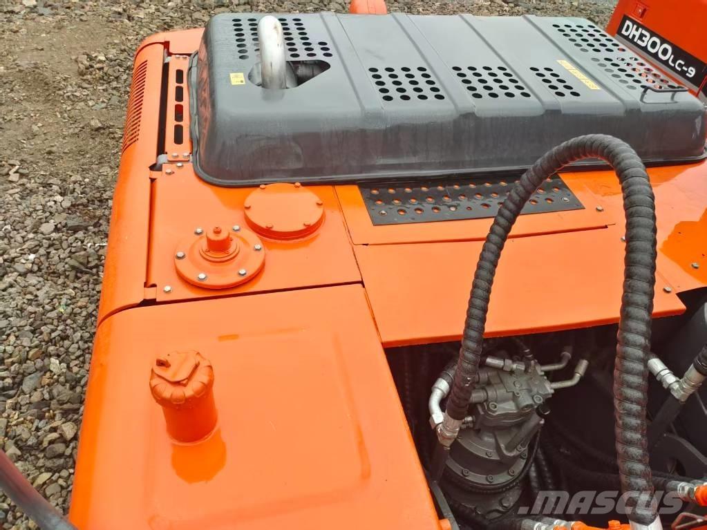 Hitachi ZX 200 履帶式 挖土機/掘鑿機/挖掘機