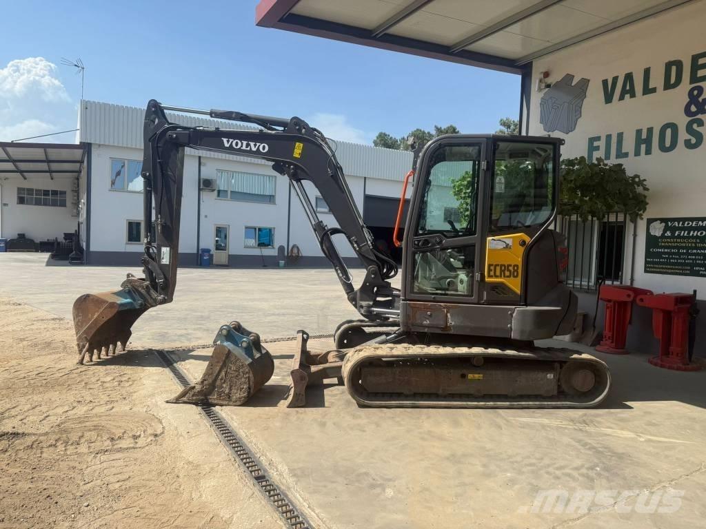 Volvo ECR 58 F 小型挖土機/掘鑿機<7t(小型挖掘機)