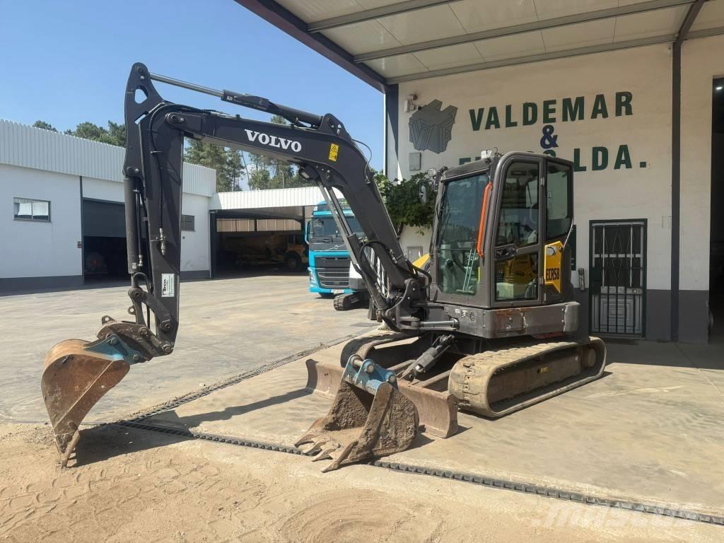 Volvo ECR 58 F 小型挖土機/掘鑿機<7t(小型挖掘機)