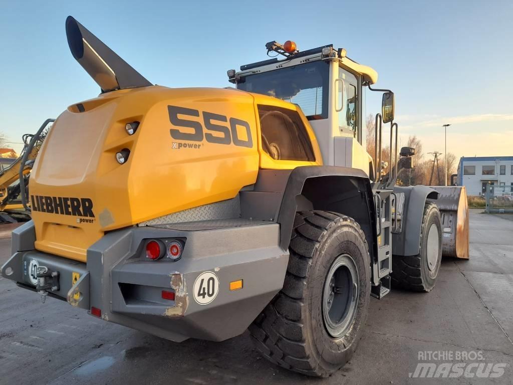 Liebherr L 550 輪胎式裝載機