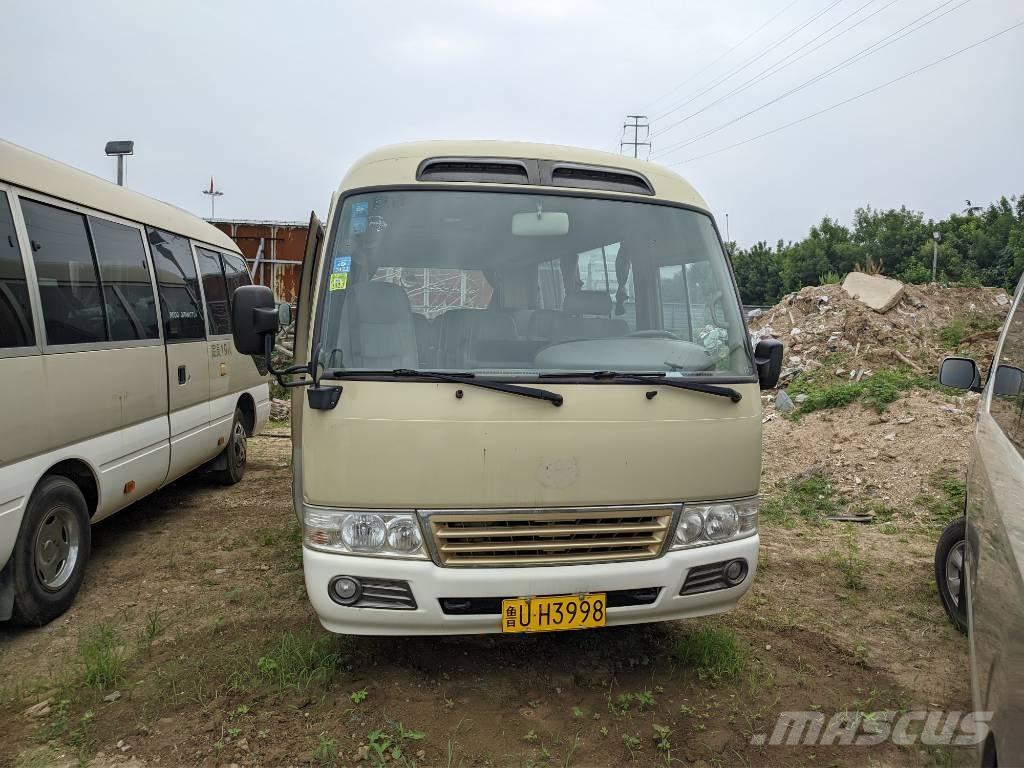 Toyota Coaster Bus 迷你巴士