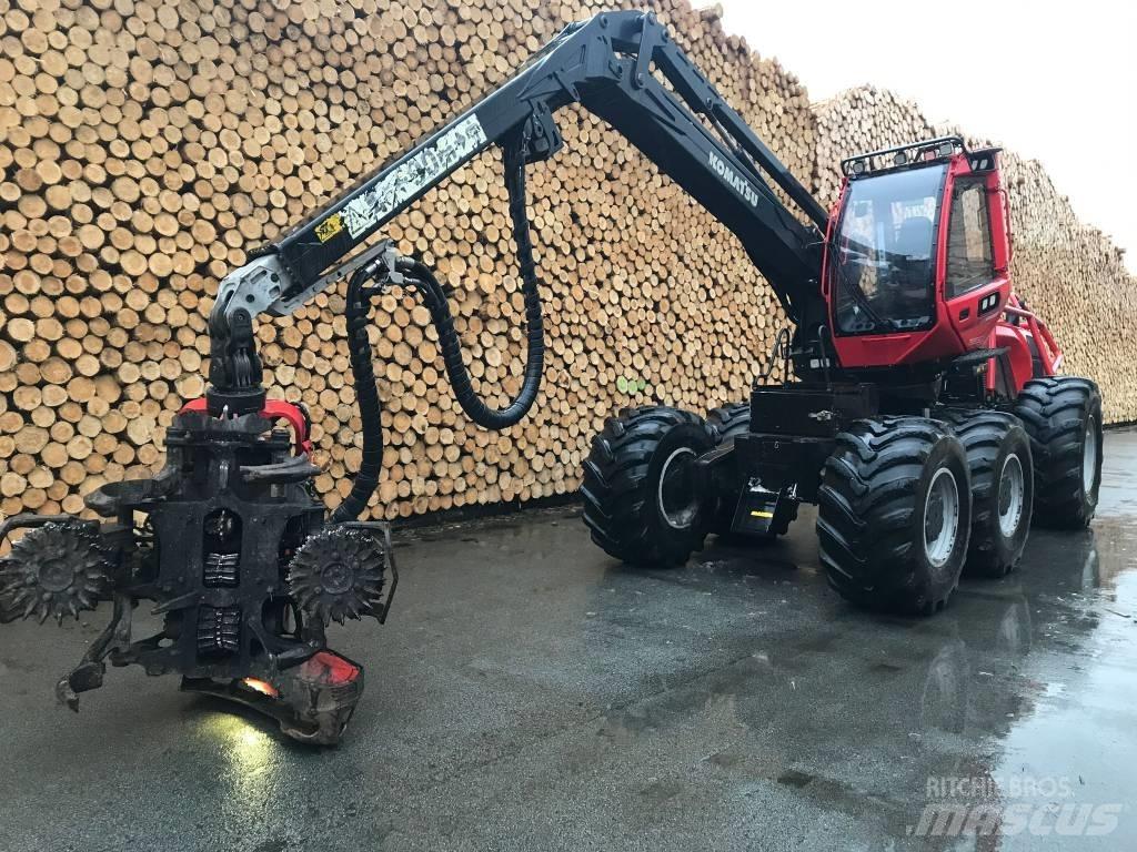 Komatsu 951 收穫機