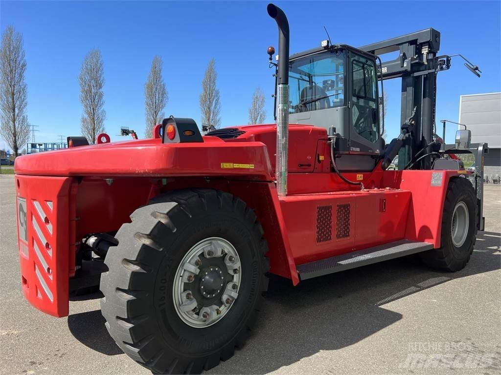 Kalmar DCG330-12 貨櫃搬運機