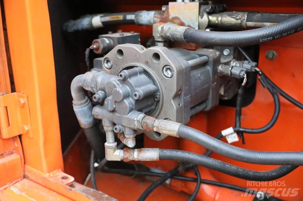 Doosan DX 150LC-9 小型挖土機/掘鑿機<7t(小型挖掘機)