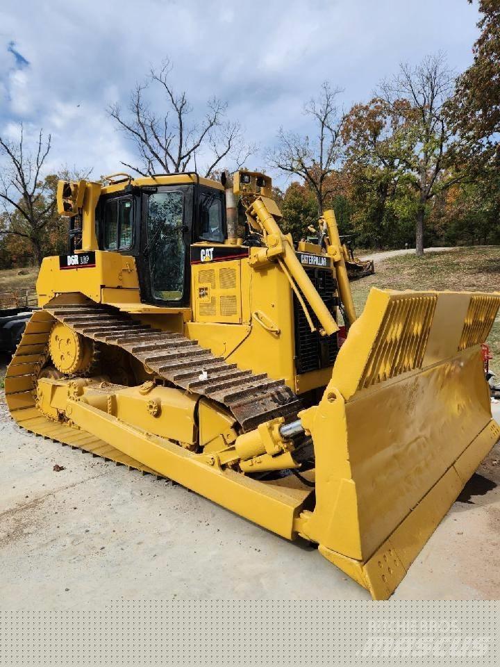 CAT D 6 R 履帶推土機