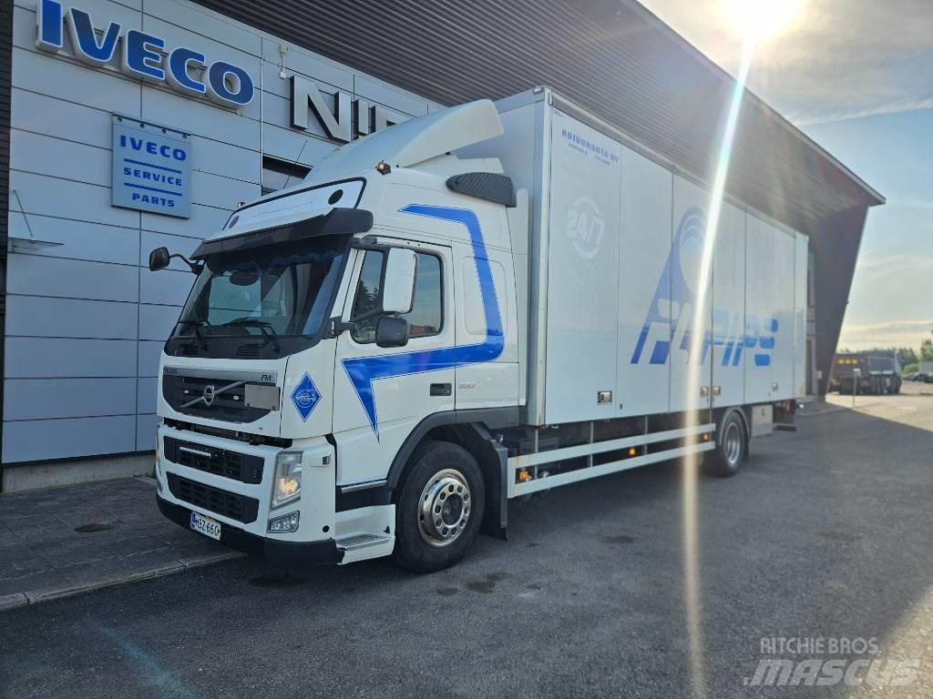 Volvo FM11 貨箱式卡車