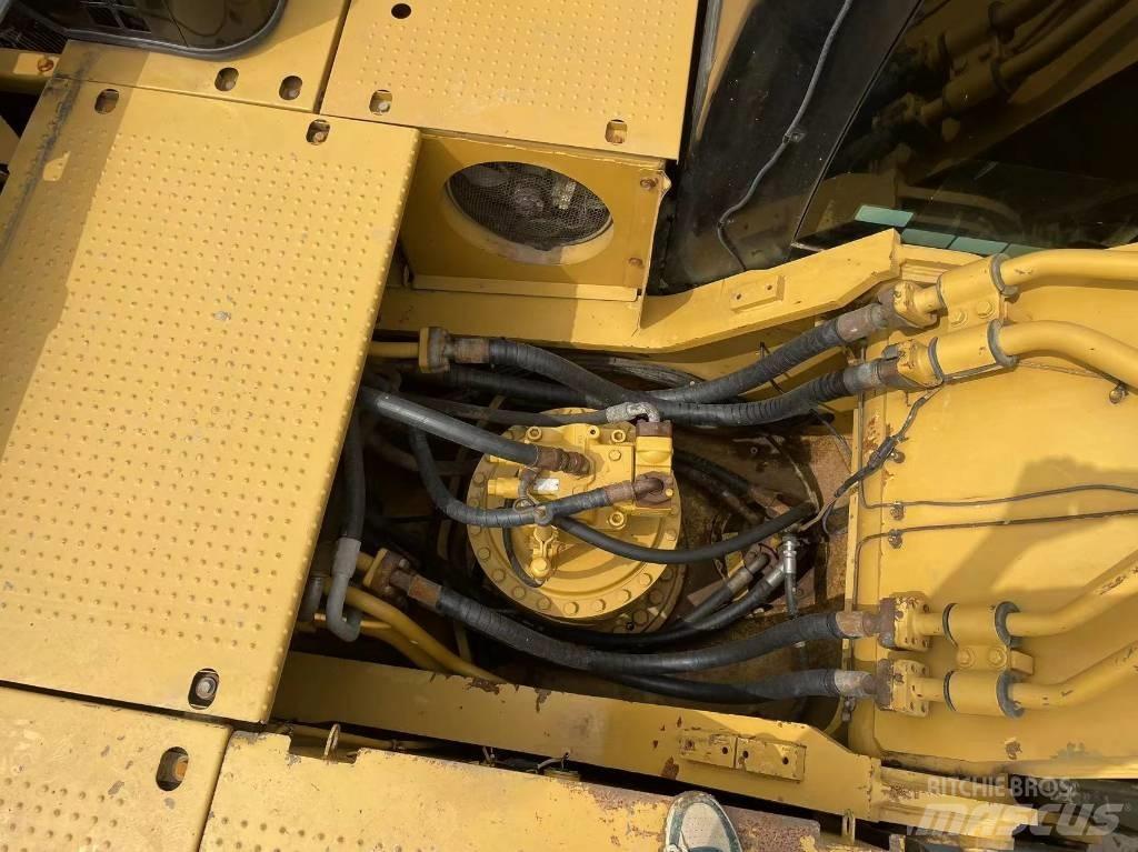 CAT 330 D 履帶式 挖土機/掘鑿機/挖掘機