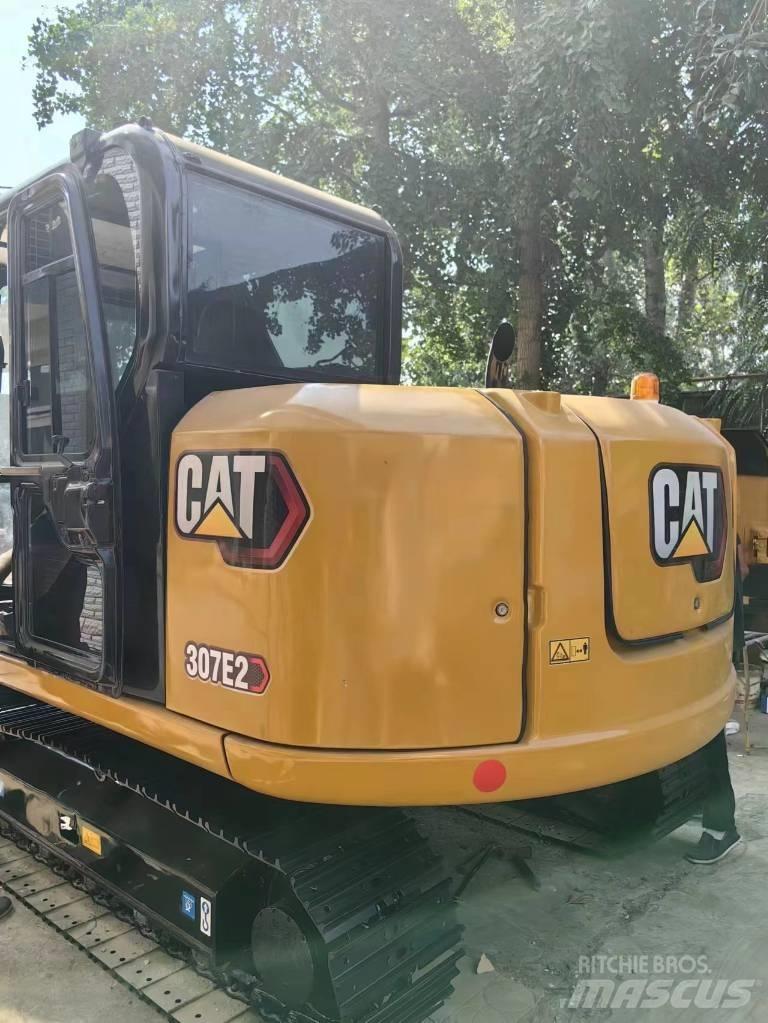 CAT 307E2 小型挖土機/掘鑿機<7t(小型挖掘機)