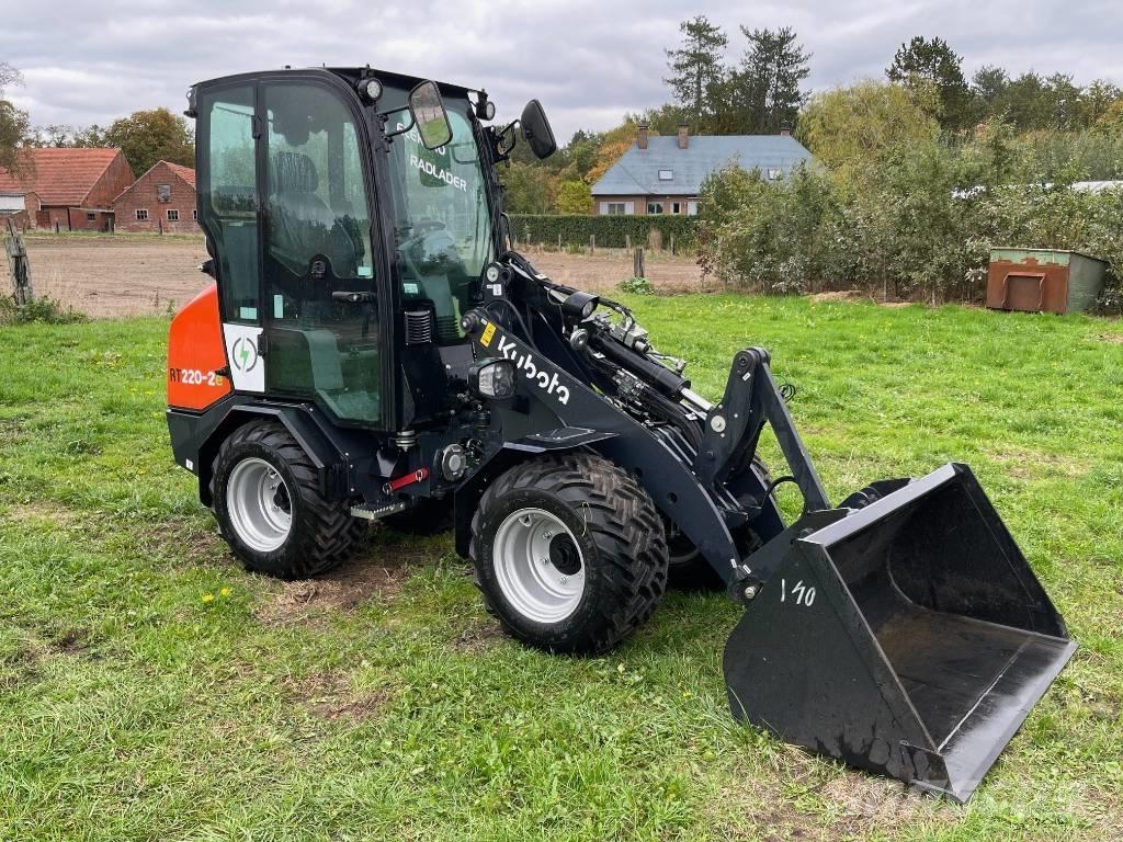 Kubota RT220-2e 輪胎式裝載機