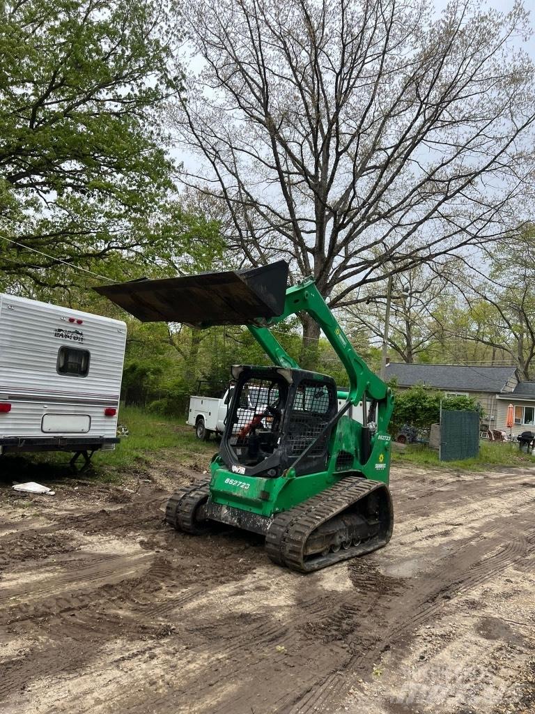 Bobcat T740 滑移轉向裝載機
