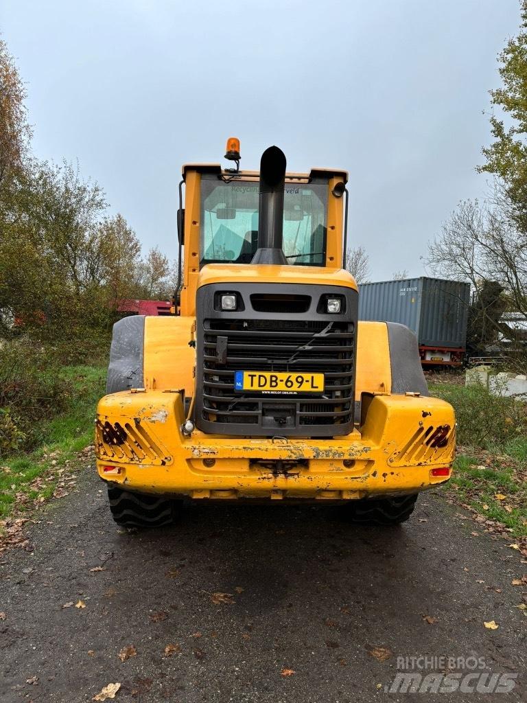 Volvo L 90 F 輪胎式裝載機