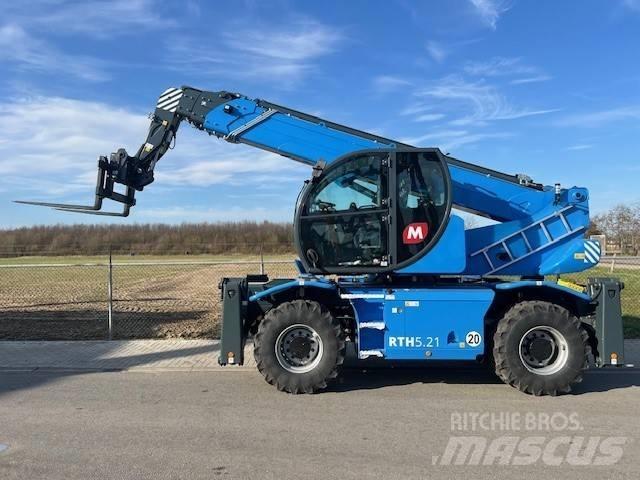 Magni RTH 5.21 伸縮臂操作車