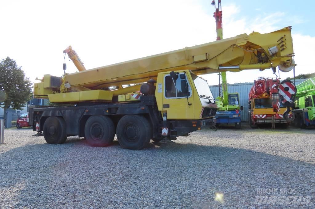 Grove GMK 3050 全路面起重機/吊車