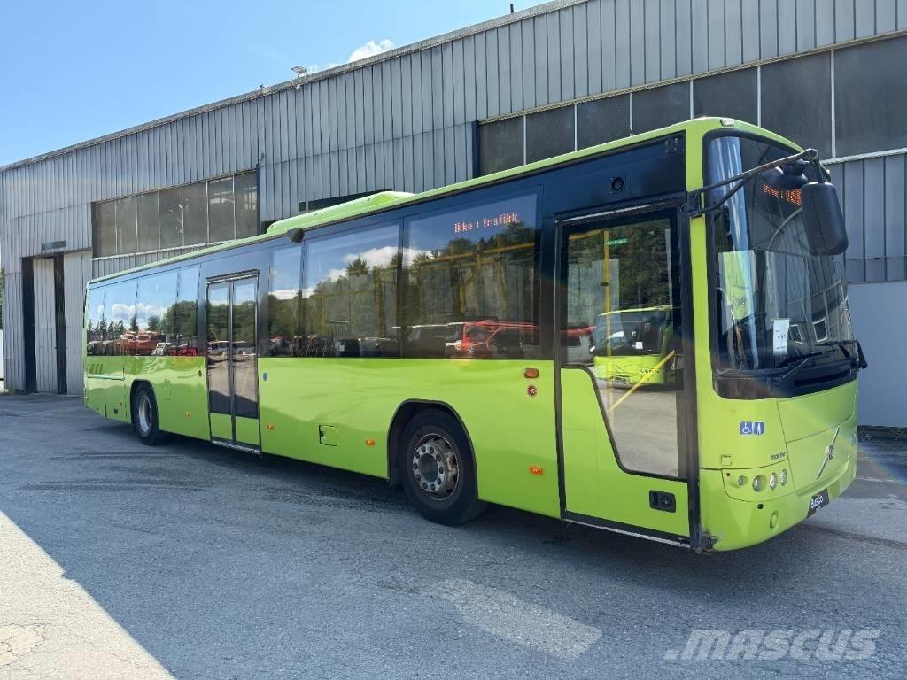 Volvo B12B 8700LE 公路客運汽車