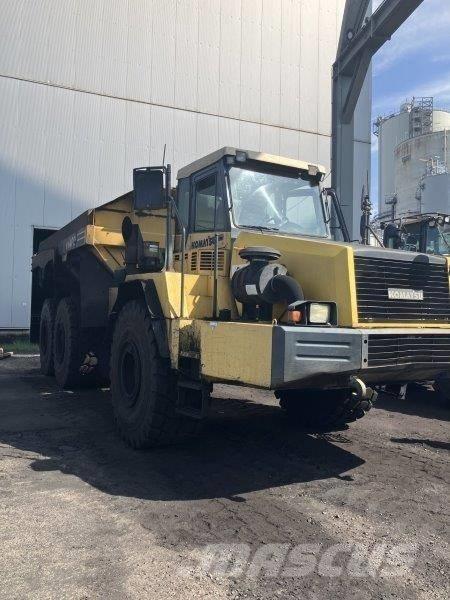 Komatsu HM 400-1 鉸接式起吊車
