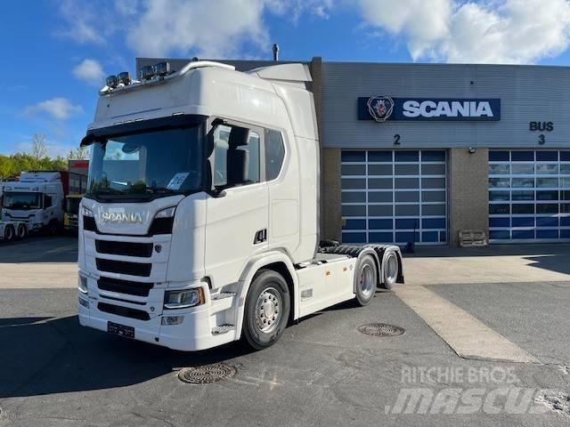 Scania R 590 曳引機組件